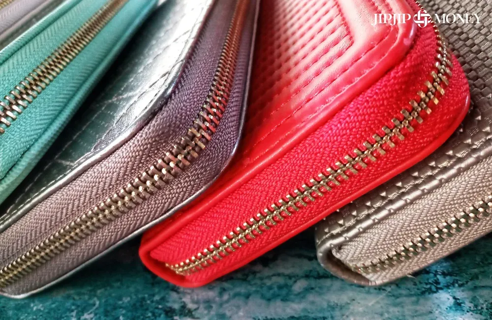 กระเป๋าสตางค์แบรนด์เนม