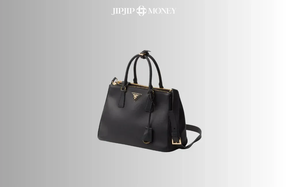 กระเป๋า Prada รุ่นฮิต